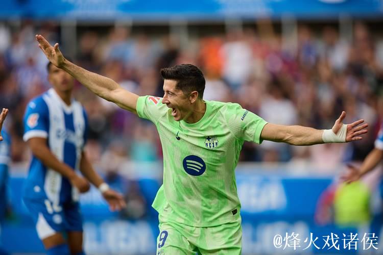 莱万因腘绳肌不适缺席训练,无缘本轮国王杯 莱万因腘绳肌不适缺席训练,无缘本轮国王杯